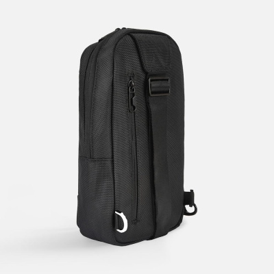 Рюкзак на одно плечо Discovery M, черный