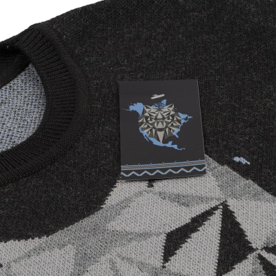 Джемпер Totem Wolf, размер S Джемпер Totem Wolf, размер S