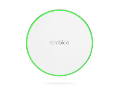 Беспроводное зарядное устройство NEO Core Quick c быстрой зарядкой с логотипом Rombica