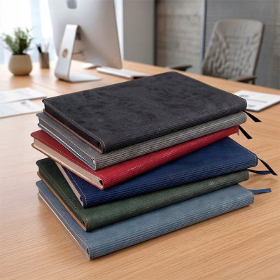 Ежедневник недатированный EMBER, т-зеленый, формат А5, блок в линейку