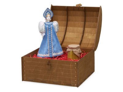 Подарочный набор: кукла фарфоровая, крем-мёд с лаймом и имбирем